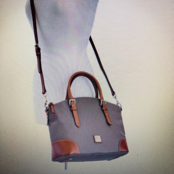 Dooney domed satchel-closet NWT./yellow card, dust bag, PRICE FIRM 🐘 color - Picture 15 of 16